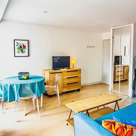 Repaire - Chic & Moderne - Wifi Gratuit - Parfaitement Equipe - Centre-ville Historique